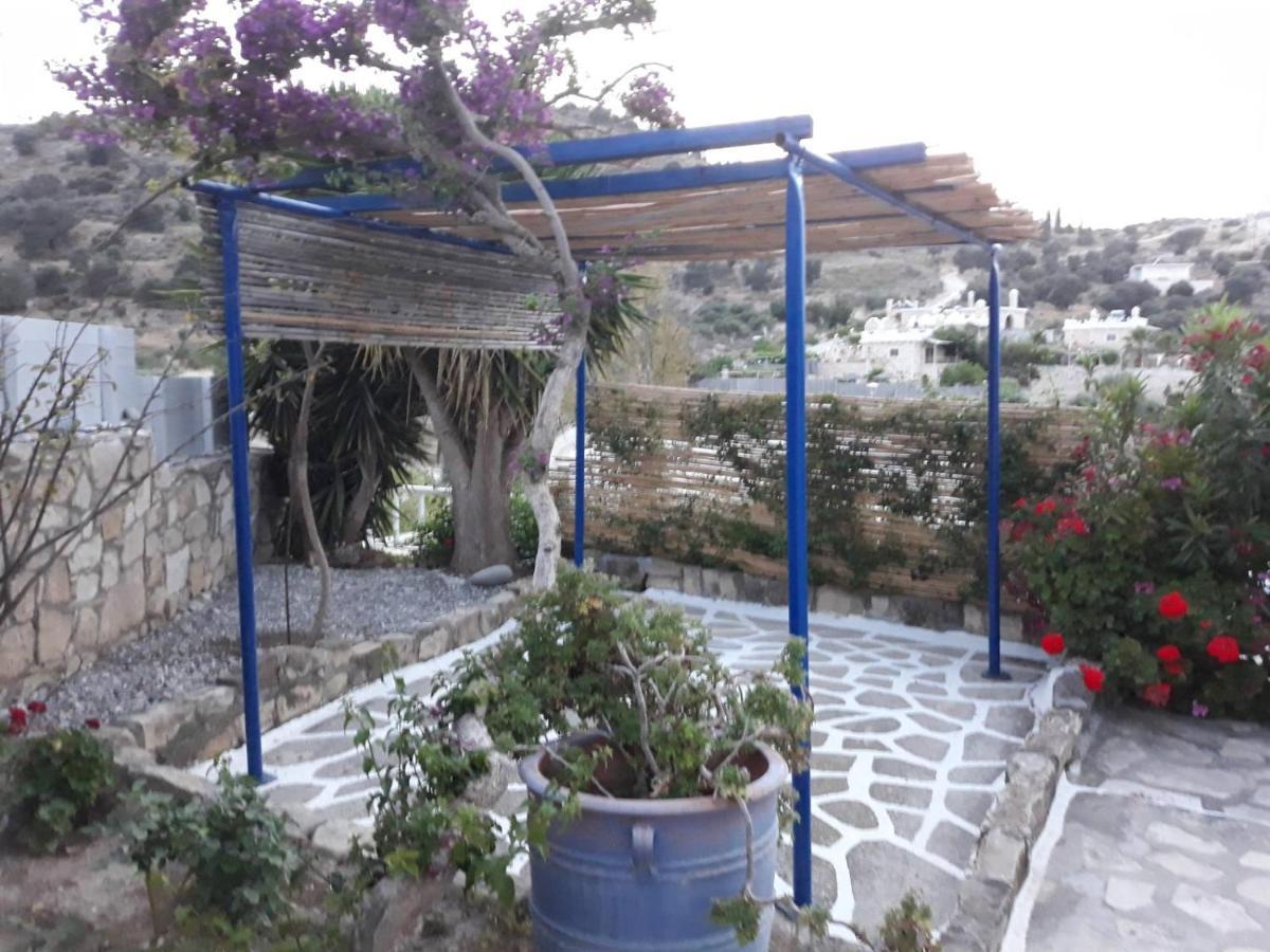 Apartamento Aloni Kamilari Exterior foto